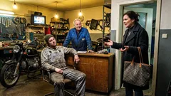 Kurzgeschichte: Fuenfzehn Minuten vor Feierabend stand sie ploetzlich in unserer Werkstatt