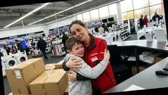 Kurzgeschichte: Ein kleiner Kunde trat an die Info-Theke – dann blieb mir die Stimme weg